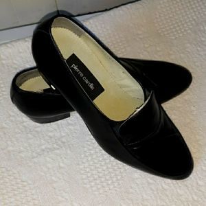 Pierre Cardin size 7women's loafer